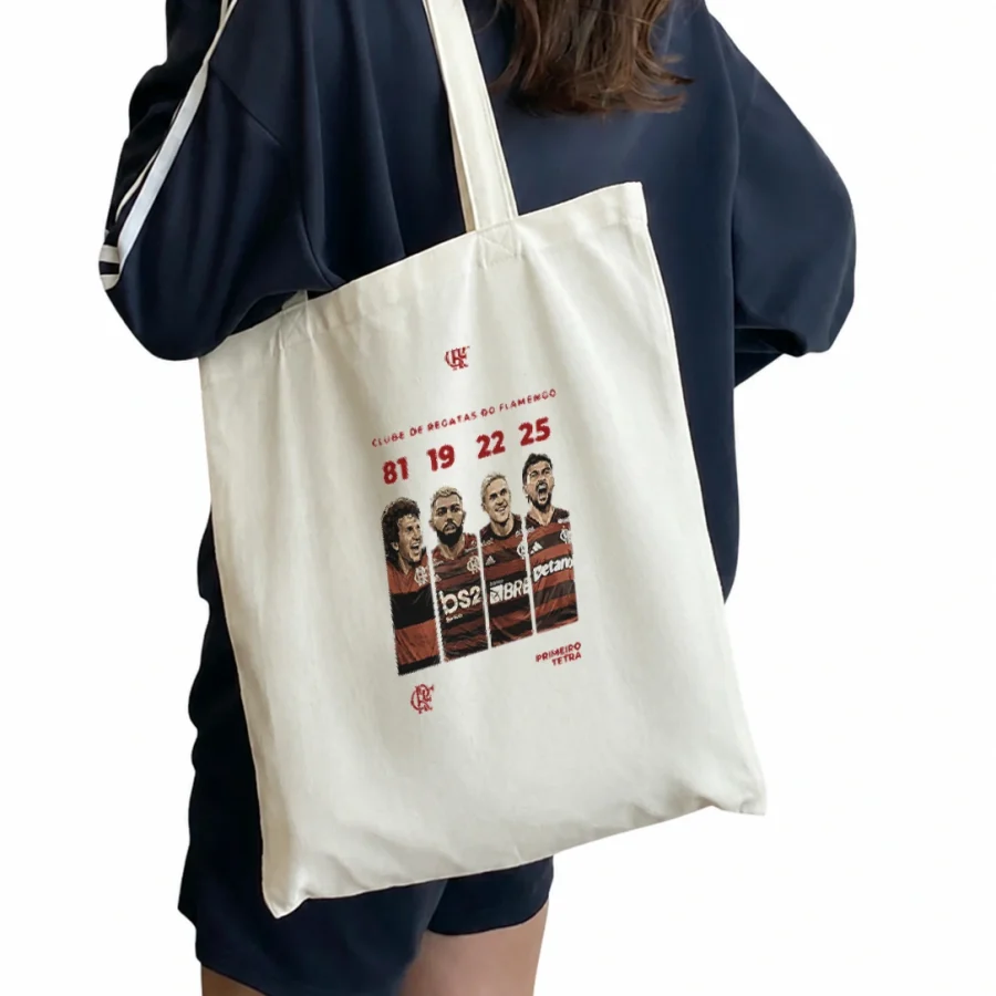 Ecobag Primeiro Tetra 81 · 19 · 22 · 25 em mockup frontal