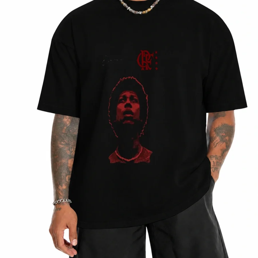 Camiseta 180g Djavan Rubro-Negro em mockup frontal
